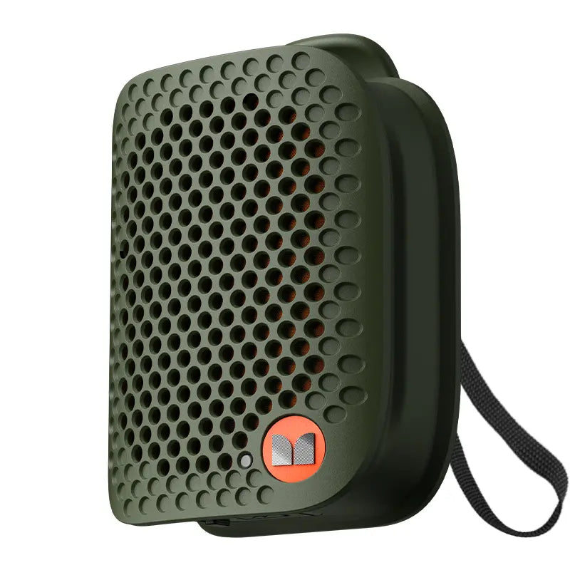 Portable Clip-On Bluetooth Speaker – Ultra-Light Wearable Sound with IPX7 Waterproof Protection