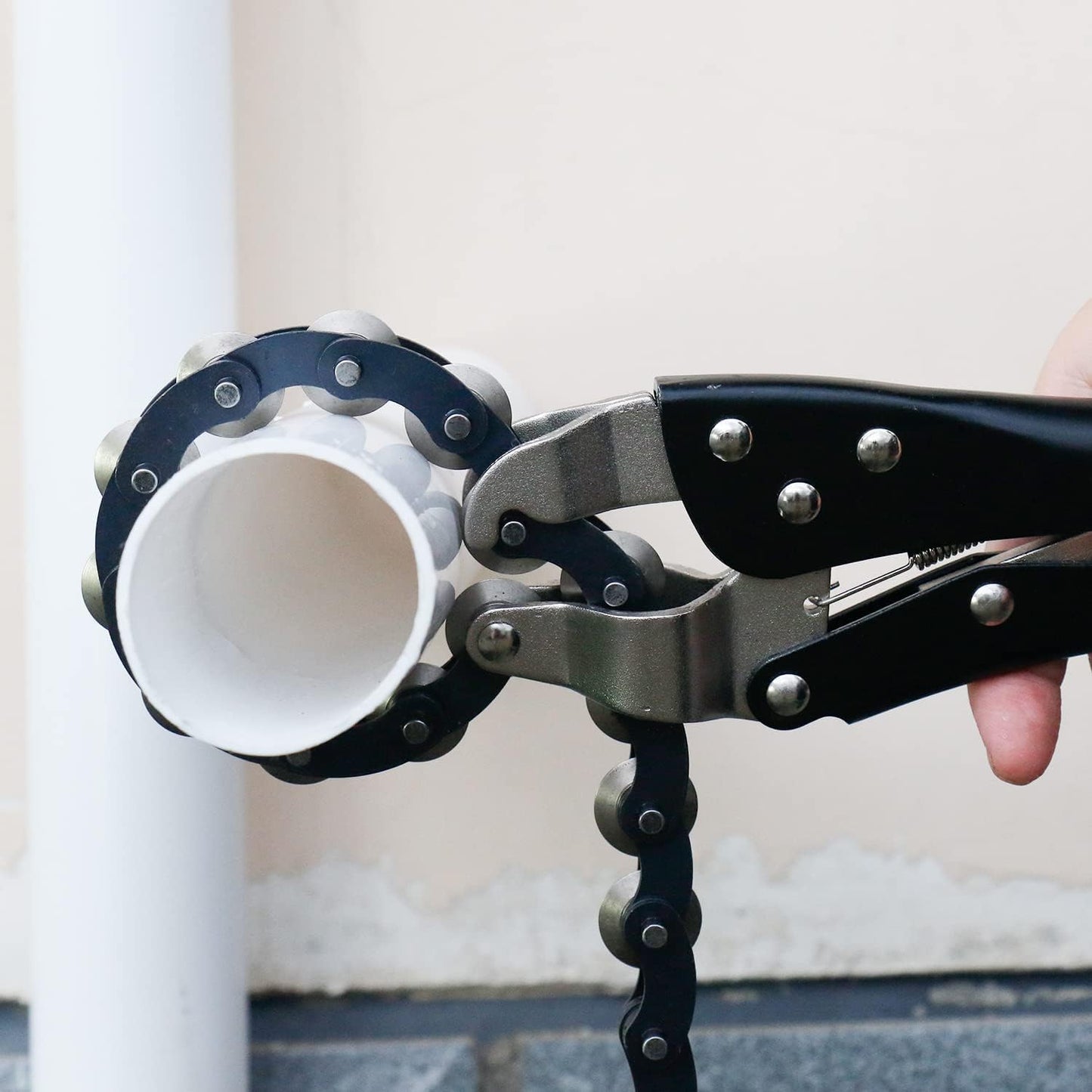 🔧 0.6″–3.3″ Chain Exhaust & Tailpipe Cutter | Easy Rolling-Blade Cutting