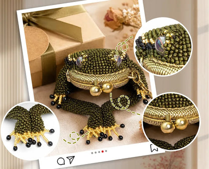 Hand-Beaded 3D Frog Kiss-Lock Coin Purse