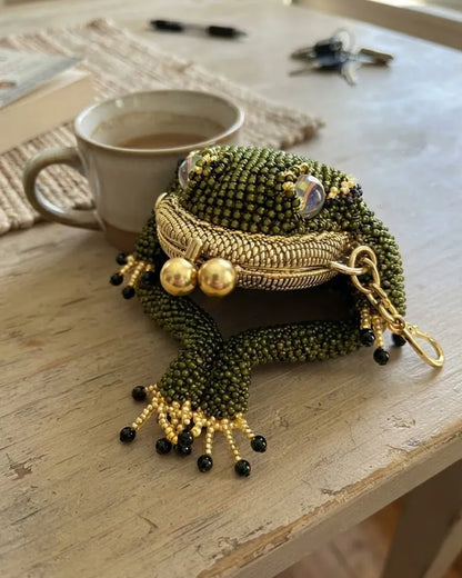 Hand-Beaded 3D Frog Kiss-Lock Coin Purse