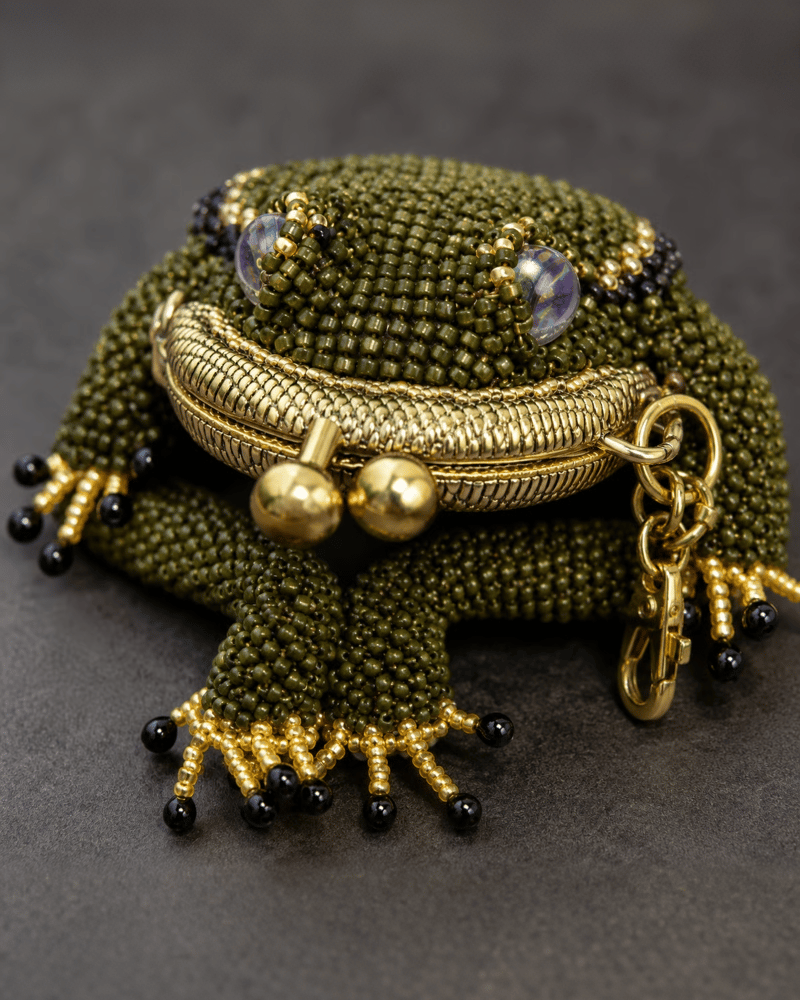 Hand-Beaded 3D Frog Kiss-Lock Coin Purse