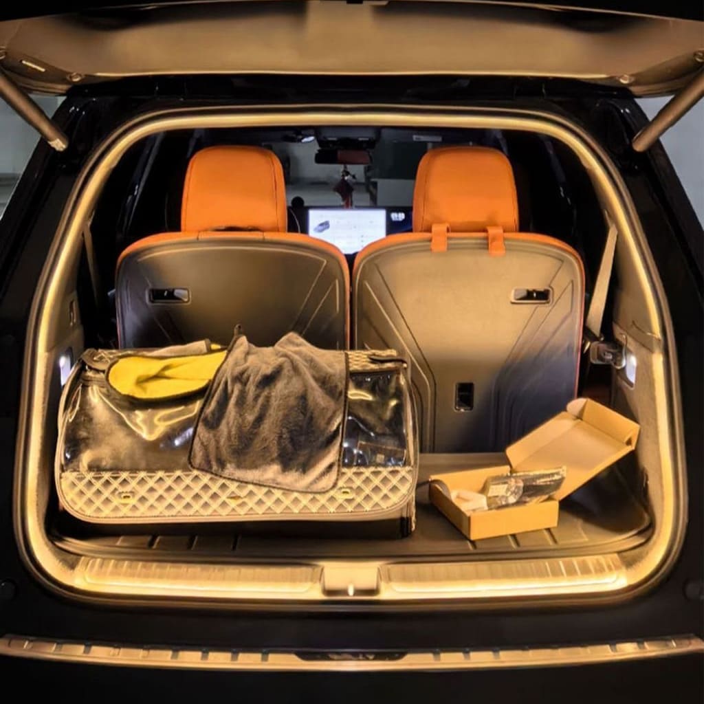🚗Dynamic Flowing Car Trunk LED Light Strip