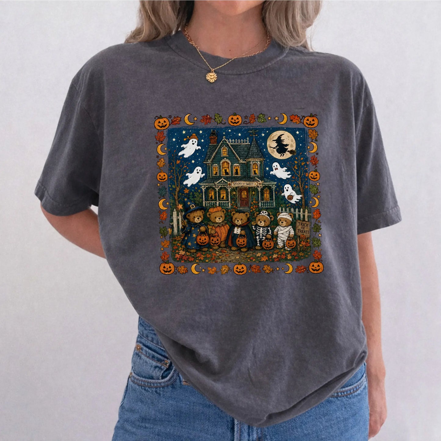 🎃 Vintage Halloween Bears Graphic Tee – Haunted House T-Shirt