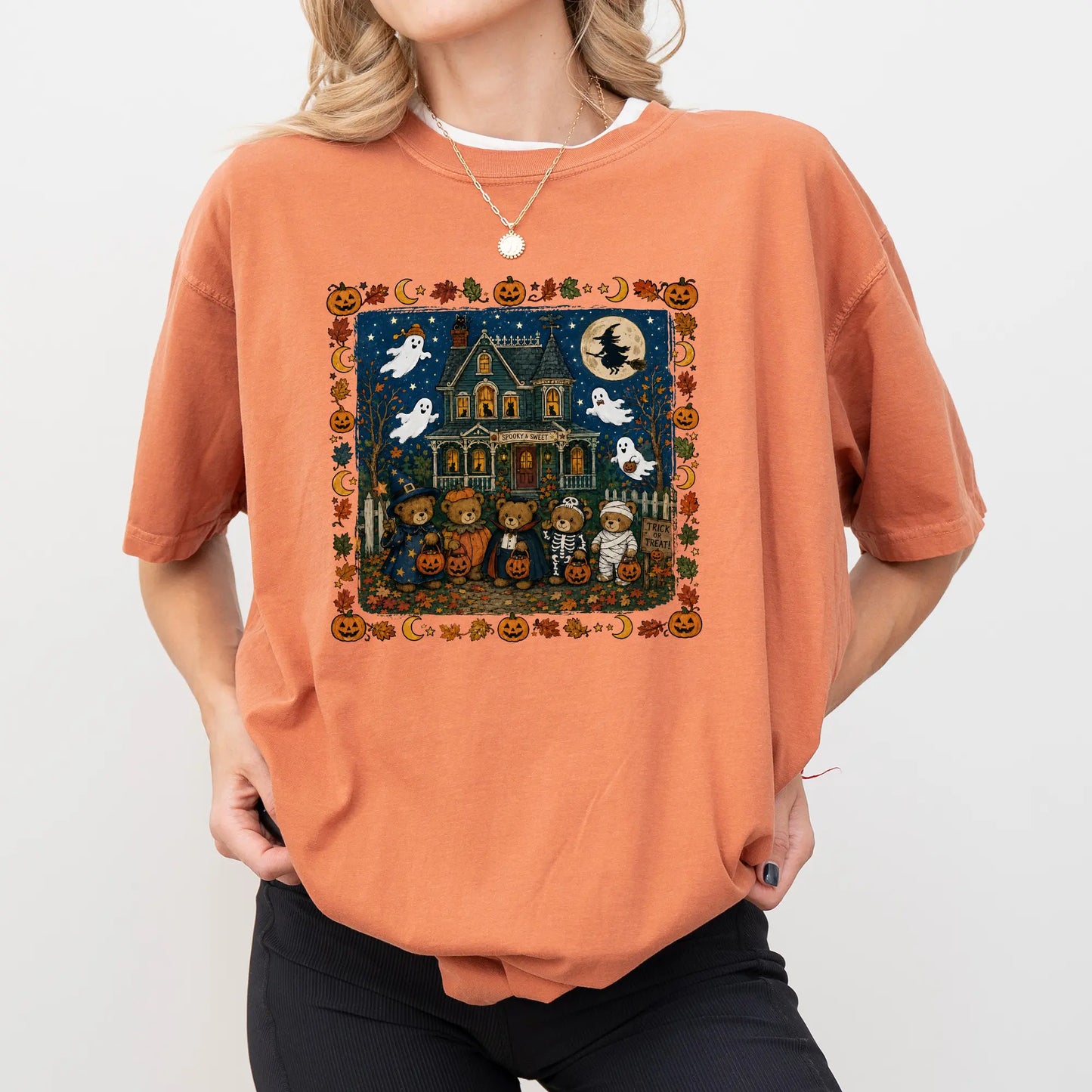 🎃 Vintage Halloween Bears Graphic Tee – Haunted House T-Shirt