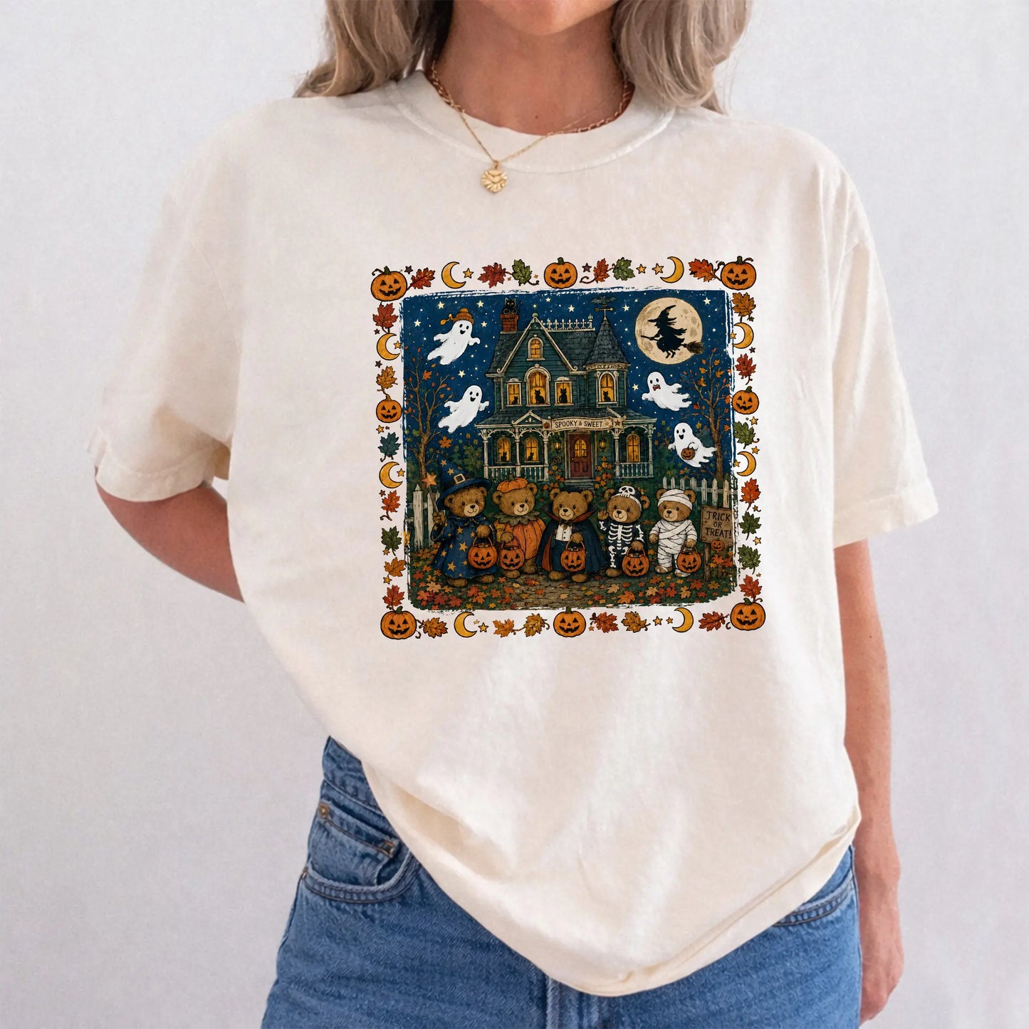 🎃 Vintage Halloween Bears Graphic Tee – Haunted House T-Shirt