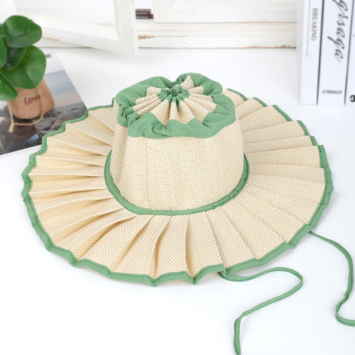 Women’s Foldable Straw Sun Hat 👒☀️ | UPF 50+ Wide Brim Ponytail Beach Visor