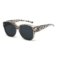 Grey Leopard + Grey Lens