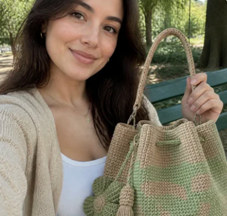 Handmade Flower Crochet Tote Bag – Exquisite Handwoven Cotton Yarn Shoulder Bag