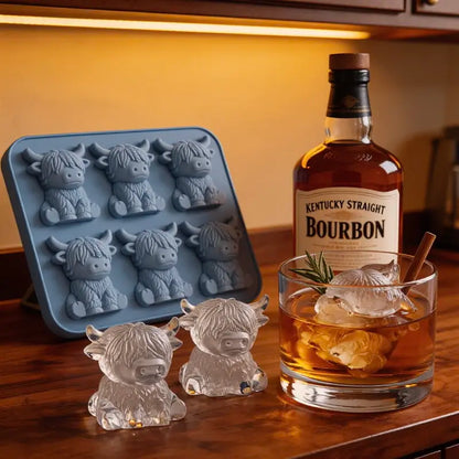 Mini Highland Cow Ice Cube Mold – Cute 3D Silicone Ice Tray for Whiskey, Cocktails & Parties 🐮🧊