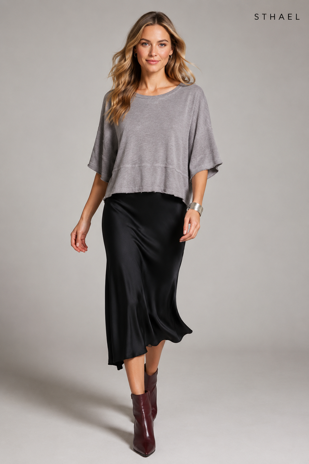 Women's Batwing Oversized T-Shirt – Loose Fit Casual Top