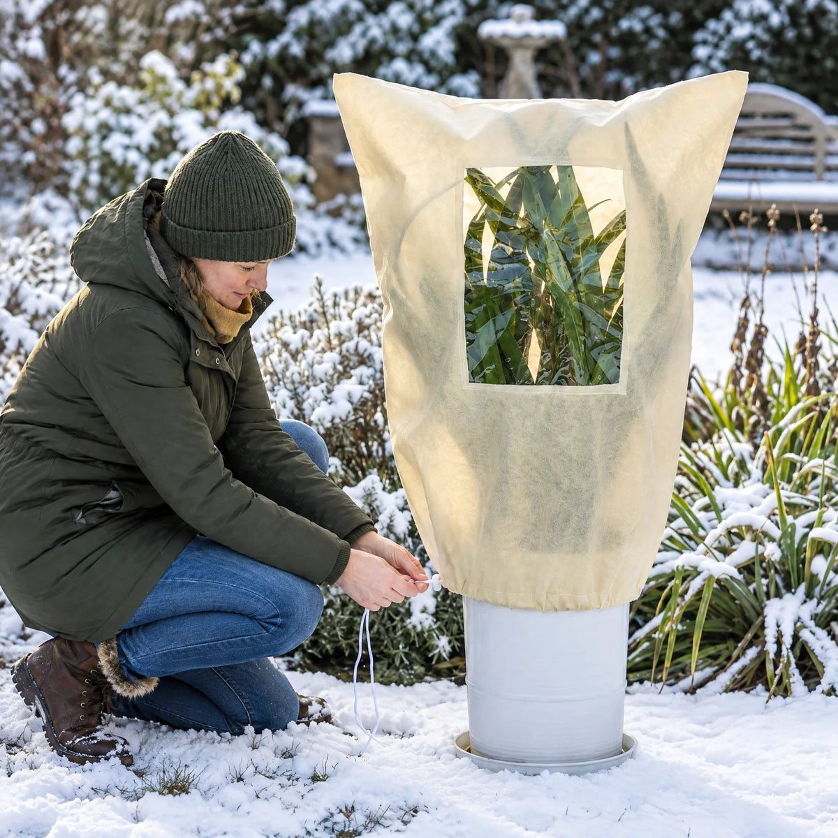 🎁Non-Woven Plant Frost Protection Cover With Zipper &amp; Clear Window